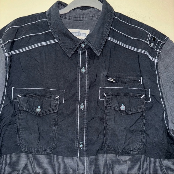 Men’s Distillery Brand Y2K Contrast Slight Grey Black Button Down Polo Size: XL - Picture 7 of 10